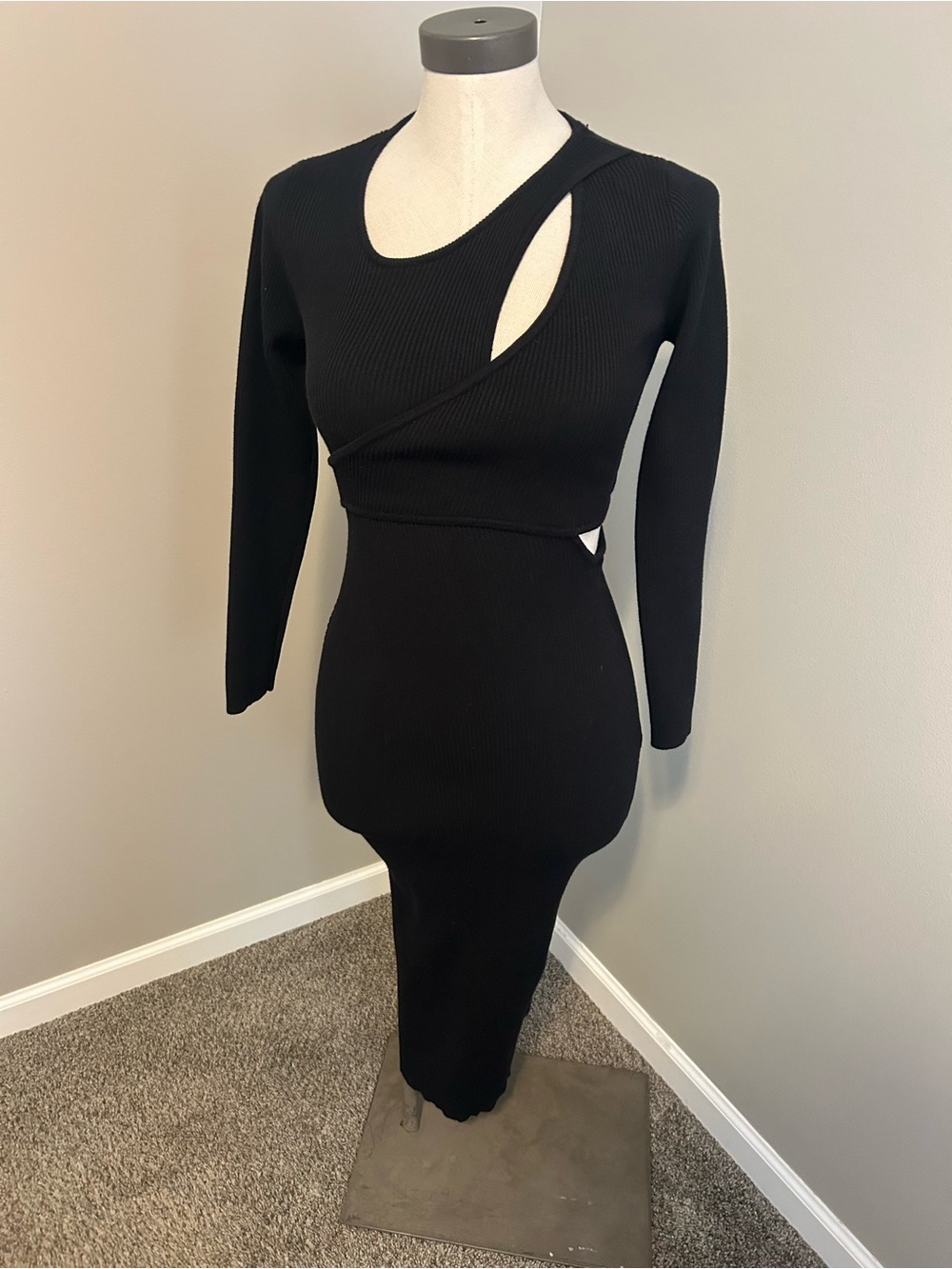 Astr Black Ribbed Long Sleeve Midi Dress with Asymmetric Cutouts